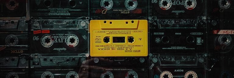 El Renacimiento de los Cassetes de Música: Un Viaje Nostálgico Impulsado por la Cultura Pop